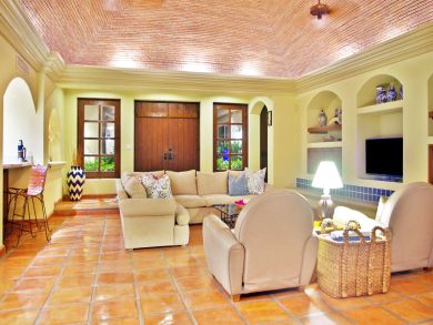Call your Complimentary Concierge to Learn More about Cabo