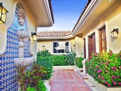 Call your Complimentary Concierge to Learn More about Cabo