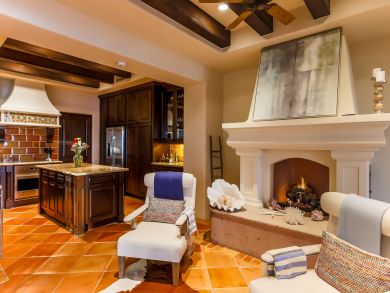 Beachfront Penthouse Near to Vibrant Cabo San Lucas