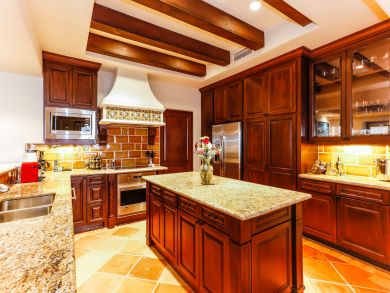 Beachfront Penthouse Near to Vibrant Cabo San Lucas