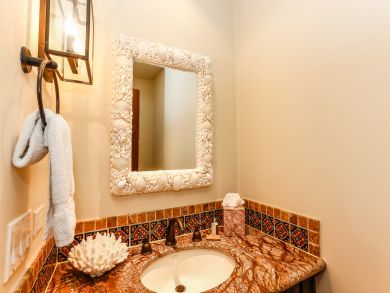 Beachfront Penthouse Near to Vibrant Cabo San Lucas