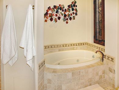 Call Your Emerald Kite Agent to learn more about this Rental Call Your Emerald Kite Agent to learn more about this Rental
