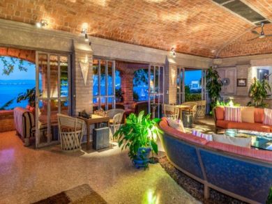 Oceanfront Luxury Villa in Puerto Vallarta Sleeps 44 Guests