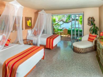 Oceanfront Luxury Villa in Puerto Vallarta Sleeps 44 Guests