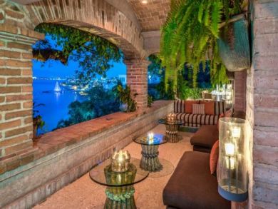 Oceanfront Luxury Villa in Puerto Vallarta Sleeps 44 Guests