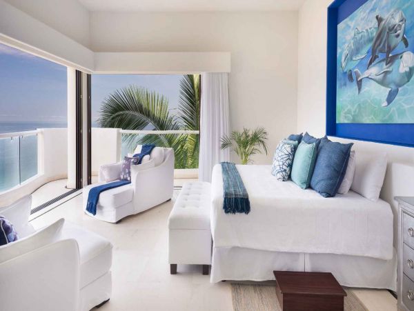 Oceanview Nine Bedroom Posh Vacation Home in Puerto Vallarta