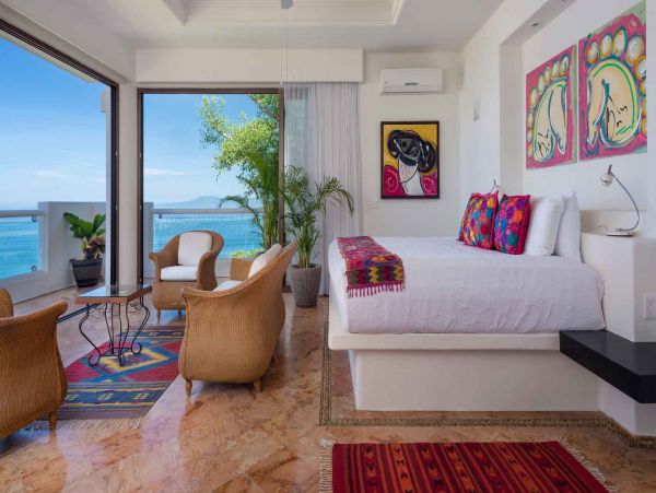 Oceanview Nine Bedroom Posh Vacation Home in Puerto Vallarta