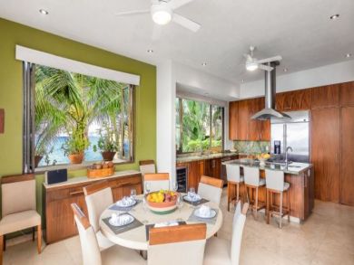Puerto Vallarta Six Bedroom Oceanfront Vacation Home