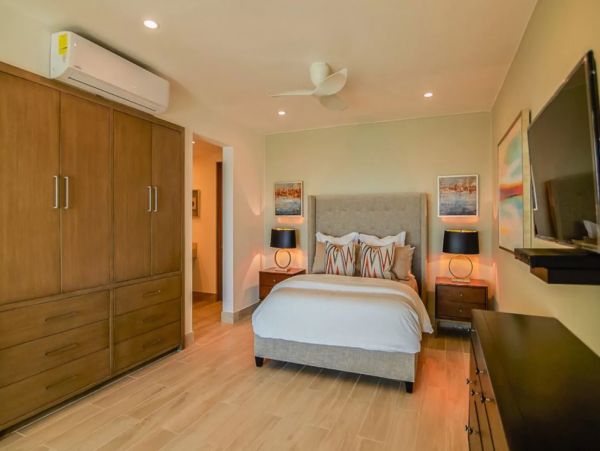 Luxury Los Cabos Seven Bedroom Pool Home With Ocean Views