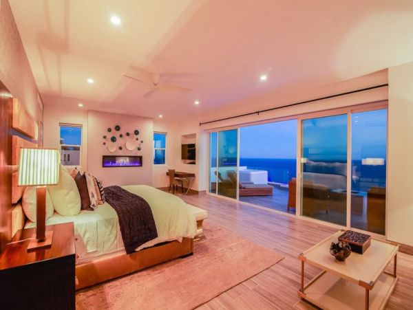 Luxury Los Cabos Seven Bedroom Pool Home With Ocean Views