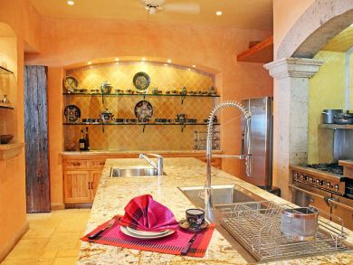Wake in your Poster Bed to Views of the Ocean from this Vallarta Villa