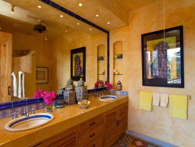 Wake in your Poster Bed to Views of the Ocean from this Vallarta Villa