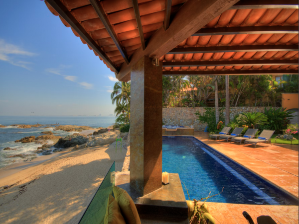 Conchas Chinos Beachfront Villa Puerto Vallarta.