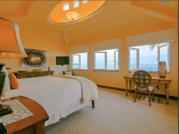 Conchas Chinos Beachfront Villa Puerto Vallarta.