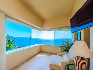 Wake in your Canopy Bed Looking Out Onto the Ocean.
