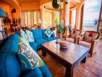 Take A Look at the Photos Incredible Luxury Vacation Villa