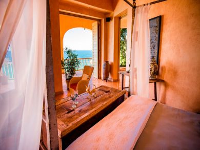 Take A Look at the Photos Incredible Luxury Vacation Villa