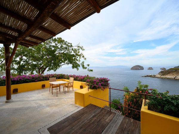Stunning 11 Bedroom Villa with Sweeping Views