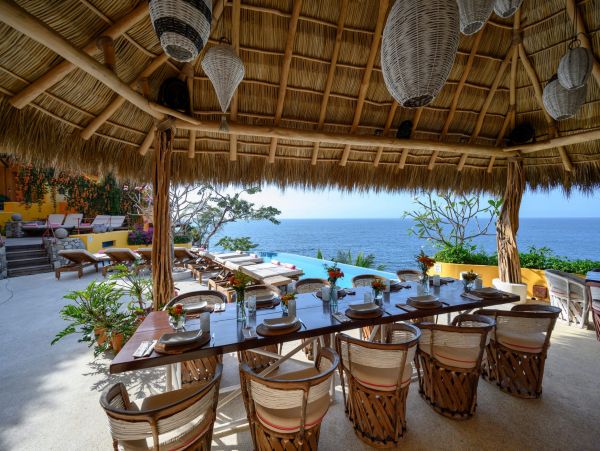 Stunning 11 Bedroom Villa with Sweeping Views