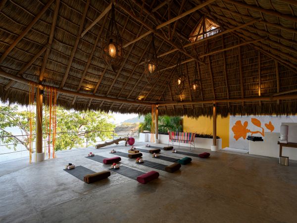 Stunning 11 Bedroom Villa with Sweeping Views