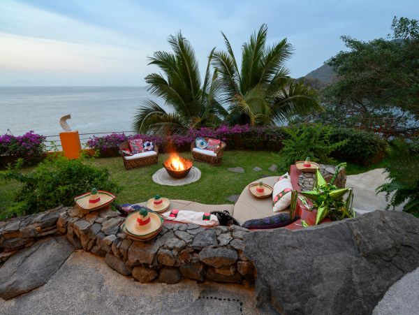 Stunning 11 Bedroom Villa with Sweeping Views