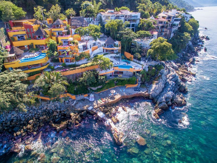 Stunning 11 Bedroom Villa with Sweeping Views