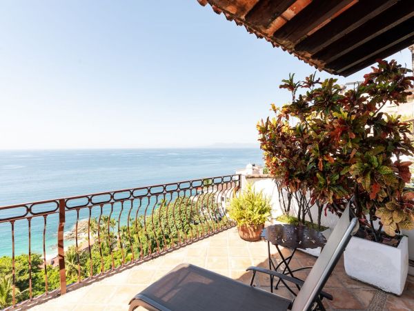 Puerto Vallarta Mexico Luxury Vacation Villa Walk to Beach.