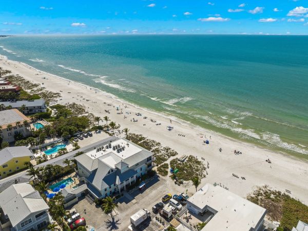 Luxury Holmes Beach Vacation Rental 6-Bedroom Anna Maria Island Home with Pool & Waterslide