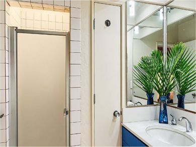 Bathroom Bathroom