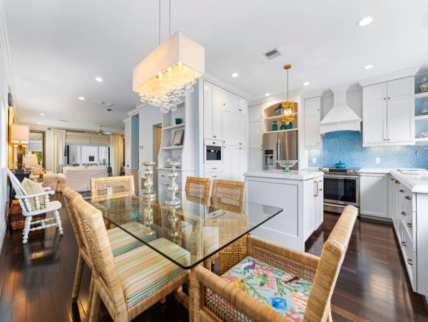 Beautiful Siesta Key Townhouse for Rent Walk to Beach