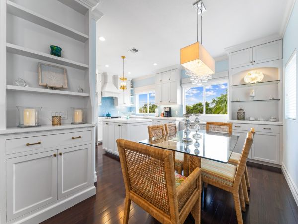 Beautiful Siesta Key Townhouse for Rent Walk to Beach