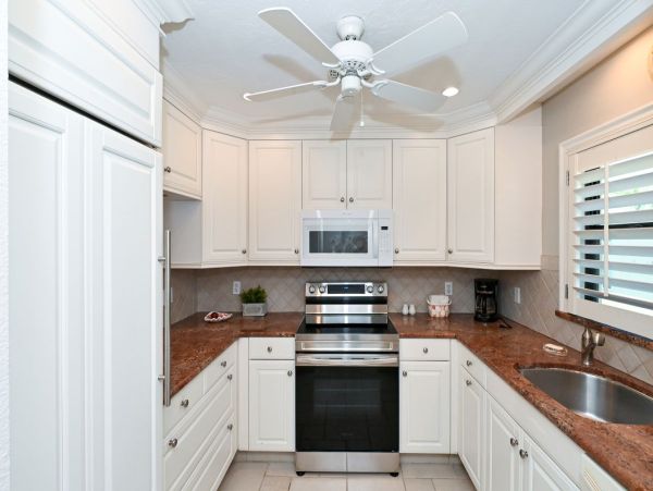 Siesta Key Amazing Two Bedroom Beach Condo