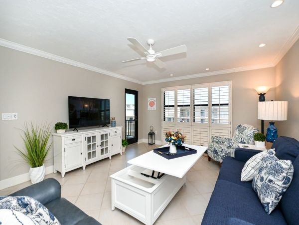 Siesta Key Amazing Two Bedroom Beach Condo
