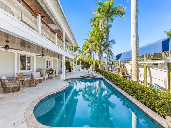 Luxury Boca Grande Vacation Rental - Waterfront Property with Pool & Concierge Services