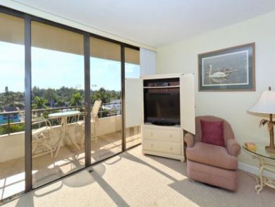 Siesta Key Vacation Condos for Rent Great Pool Beach Nearby Siesta Key Vacation Condos for Rent Great Pool Beach Nearby