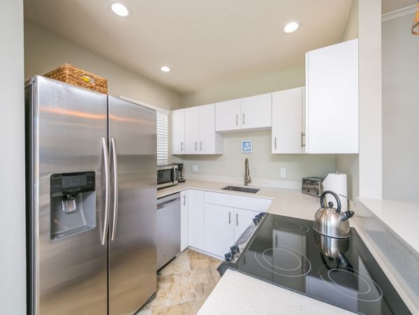 Lovely 2 Bedroom Vacation Pool Villa in Anna Maria 4 Guests