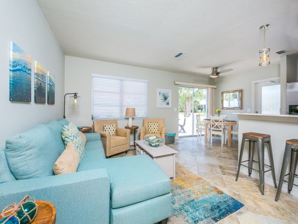 Lovely 2 Bedroom Vacation Pool Villa in Anna Maria 4 Guests