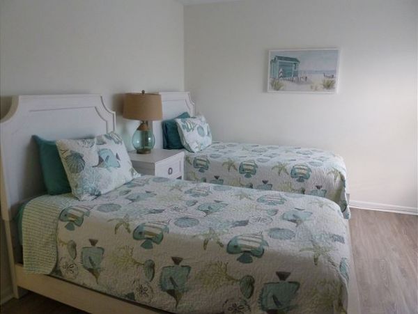 Two Bedroom Beach Condo Full Gulf View