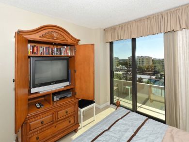 Master Bedroom - TV Master Bedroom - TV