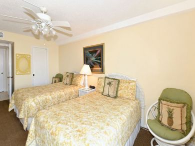 Guest Bedroom Guest Bedroom