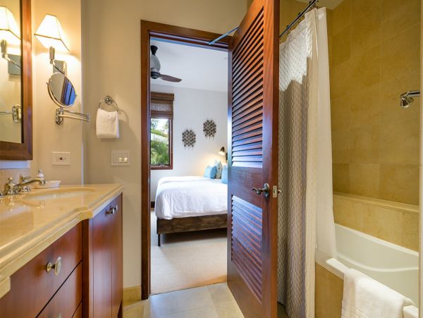 Luxury Maui Penthouse Steps to the Beach