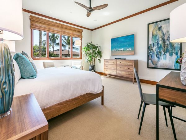 Luxury Maui Penthouse Steps to the Beach
