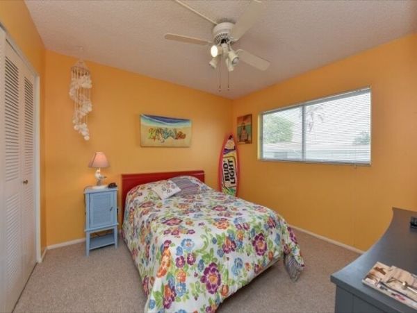 Two Bedroom Vacation Rental Sleeps 4 Short Walk to Beach