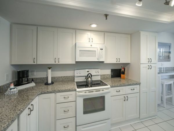Bradenton Beach Two Bedroom Condo Sleeps 6 Communal Pool
