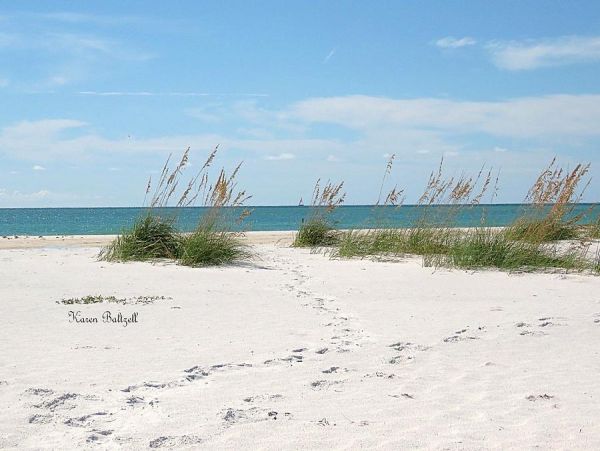 Bradenton Beach Two Bedroom Condo Sleeps 6 Communal Pool