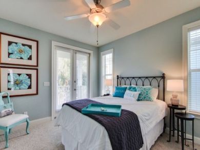 Serenely decorated guest room. Serenely decorated guest room.