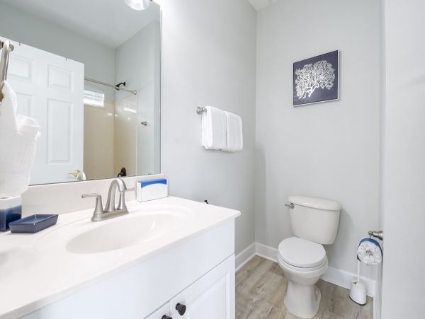 Short Walk to Beach Six Bedroom Vacation Rental in Miramar Beach