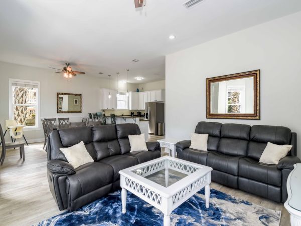 Short Walk to Beach Six Bedroom Vacation Rental in Miramar Beach