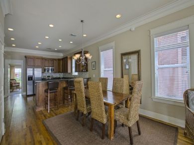 Three Bedrooms Plus Den Vacation Rental Sleeps 10 Guests
