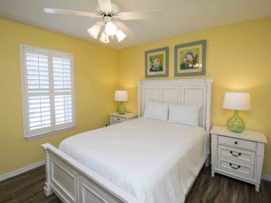 Guest bedroom